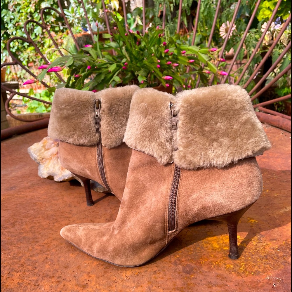 Suede and (faux) fur boots